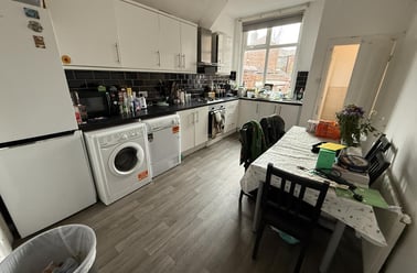 Kensington Avenue, Victoria Park, Manchester - Image 3